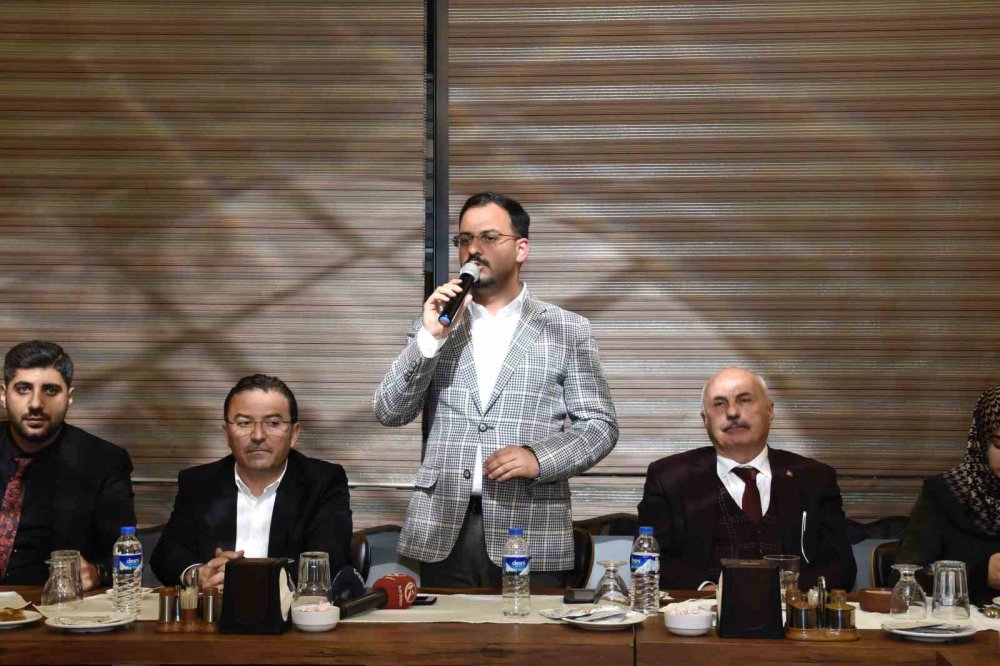 AK PARTİ ERZURUM İL GENÇLİK KOLLARI BAŞKANI VE 28.DÖNEM AK PARTİ ERZURUM MİLLETVEKİLİ ADAYI MUHAMMED GÖKBERK KOCAALİLER ŞİMDİDE GELECEK PARTİSİ İL GENÇLİK KOLLARI BAŞKANINI TEŞKİLATINA DAHİL ETTİ