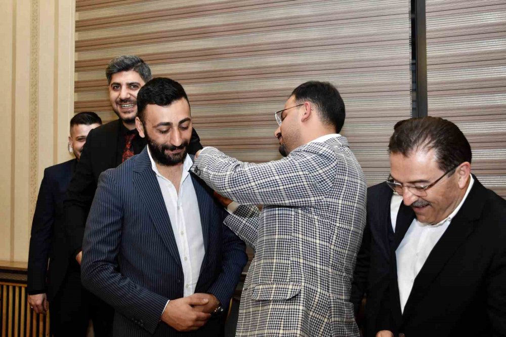 AK PARTİ ERZURUM İL GENÇLİK KOLLARI BAŞKANI VE 28.DÖNEM AK PARTİ ERZURUM MİLLETVEKİLİ ADAYI MUHAMMED GÖKBERK KOCAALİLER ŞİMDİDE GELECEK PARTİSİ İL GENÇLİK KOLLARI BAŞKANINI TEŞKİLATINA DAHİL ETTİ