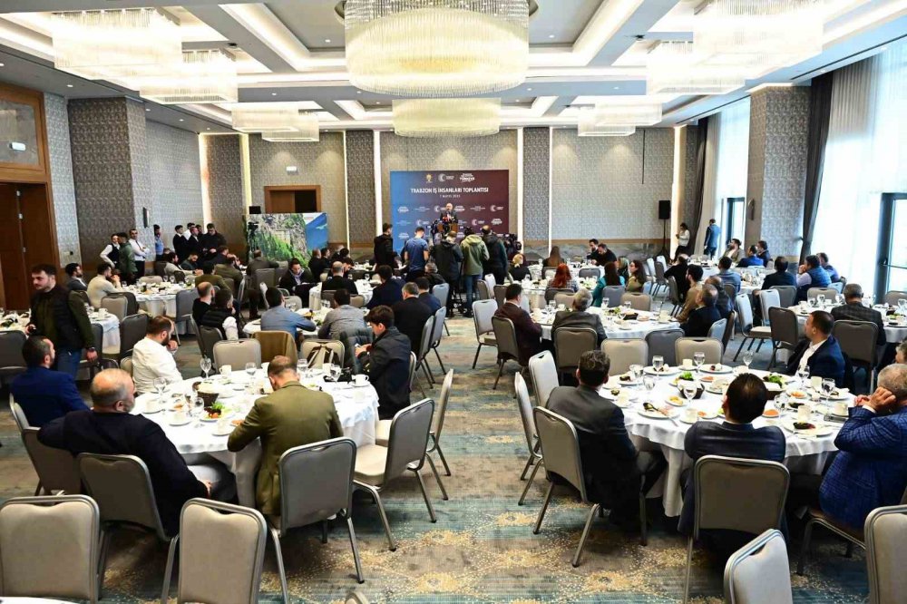 ULAŞTIRMA VE ALTYAPI BAKANI AK PARTİ TRABZON MİLLETVEKİLİ ADAYI ADİL KARAİSMAİLOĞLU, KILIÇDAROĞLU’NA YANIT VERDİ: “YENİ İPEK YOLU’NU ZATEN AÇTIK; GÜNAYDIN”