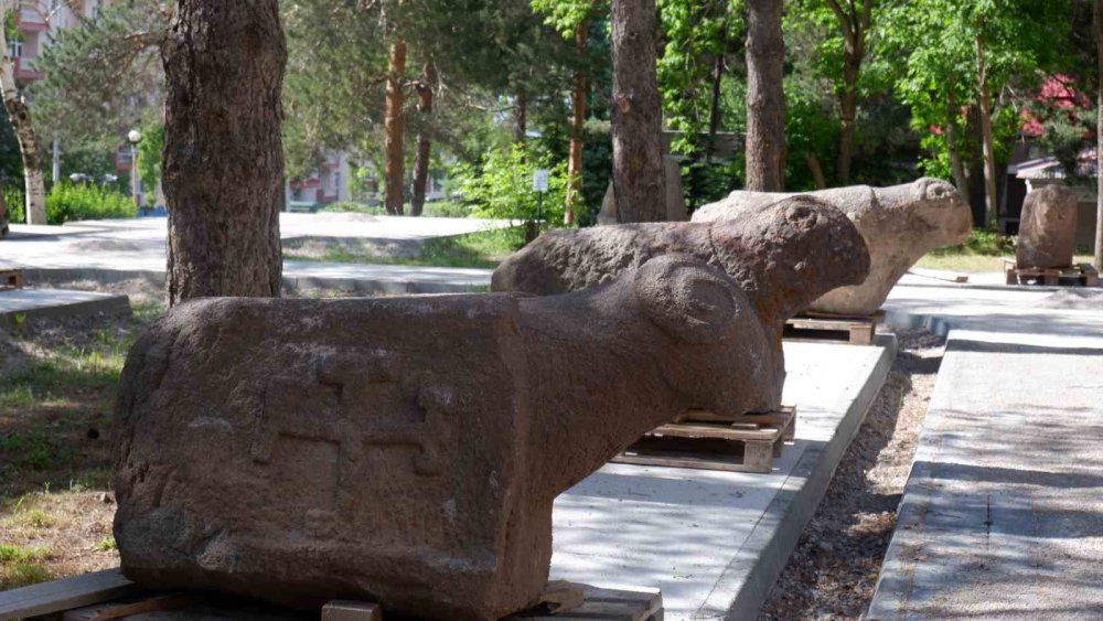 ANADOLU'DA BİRÇOK MEDENİYETE EV SAHİPLİĞİ YAPAN ERZURUM'DA TAŞ ESERLER MÜZESİ KURULUYOR
