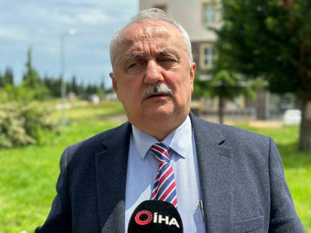 SU UZMANI PROF. DR. YUSUF DEMİR, "ÇÖLLEŞME VE KURAKLIKLA MÜCADELE GÜNÜ" DOLAYISIYLA YAPTIĞI AÇIKLAMADA, "ÜLKEMİZİN YAKLAŞIK DÖRTTE BİRİ (YÜZDE 22,5'İ) YÜKSEK ÇÖLLEŞME RİSKİ ALTINDADIR