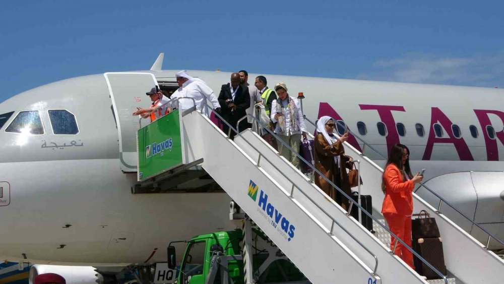 TRABZON HAVALİMANI’NDA TURİZM SEZONU YOĞUNLUĞU BAŞLADI