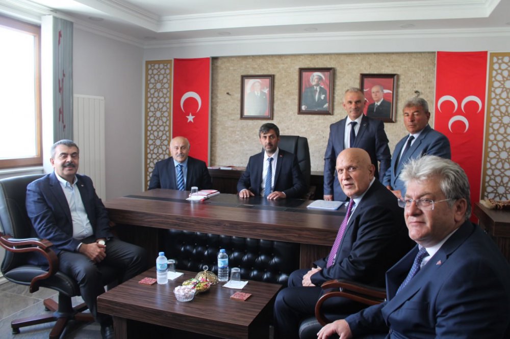 MİLLİ EĞİTİM BAKANI YUSUF TEKİN’İN ZİYARETİNDE CUMHURBAŞKANI ERDOĞAN TELEFONLA BAĞLANARAK BAYBURTLULARA METHİYELER DİZDİ