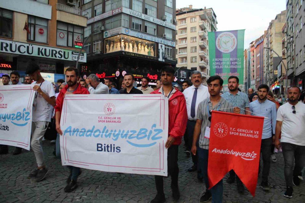 RİZE’DE "15 TEMMUZ DEMOKRASİ VE MİLLİ BİRLİK GÜNÜ" ANMA ETKİNLİKLER DÜZENLENDİ. ÇAYTV CANLI YAYINLADIİ