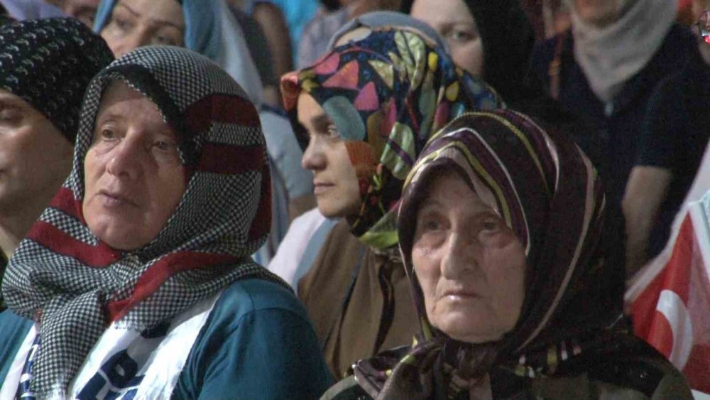 RİZE’DE "15 TEMMUZ DEMOKRASİ VE MİLLİ BİRLİK GÜNÜ" ANMA ETKİNLİKLER DÜZENLENDİ. ÇAYTV CANLI YAYINLADIİ