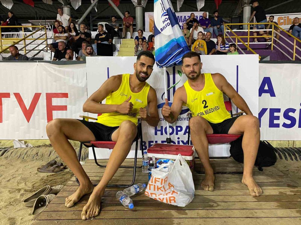 ARTVİN'DE HOPA KÜLTÜR SANAT VE DENİZ FESTİVALİ KAPSAMINDA BU YIL 19'UNCUSU DÜZENLENEN, TVF PRO BEACH TOUR HOPA ETABI PLAJ VOLEYBOLU TURNUVASI, TÜRKİYE, UKRAYNA, AZERBAYCAN, İRAN, IRAK VE GÜRCİSTAN'DAN 32 TAKIMIN KATILIMIYLA