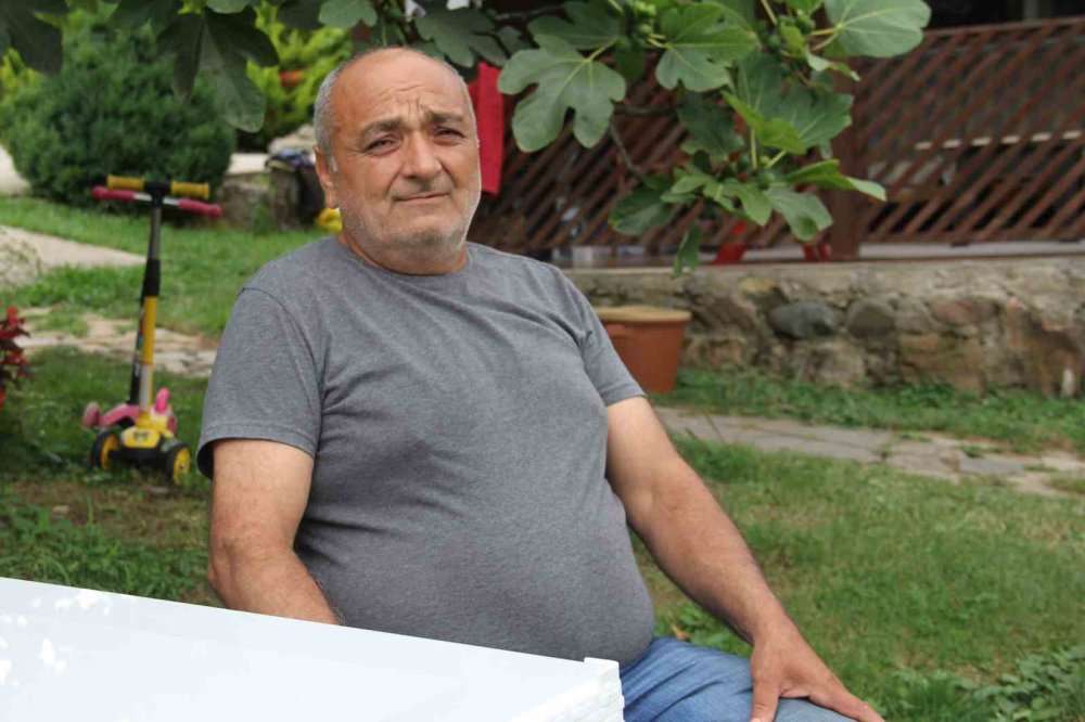 GİRESUN'DA 2005 YILINDA ANJİYO İÇİN GİTTİĞİ HASTANEDE KARNINDA ÜÇ PARÇA GAZLI BEZ UNUTULAN, YILLARDIR UNUTULAN GAZLI BEZDEN HABERSİZ SANCI ÇEKEN VE KANSER TEŞHİSİYLE TEDAVİ GÖREN YAŞAR ÇAKMAK GERÇEĞİ 18 YIL SONRA ÖĞRENDİ