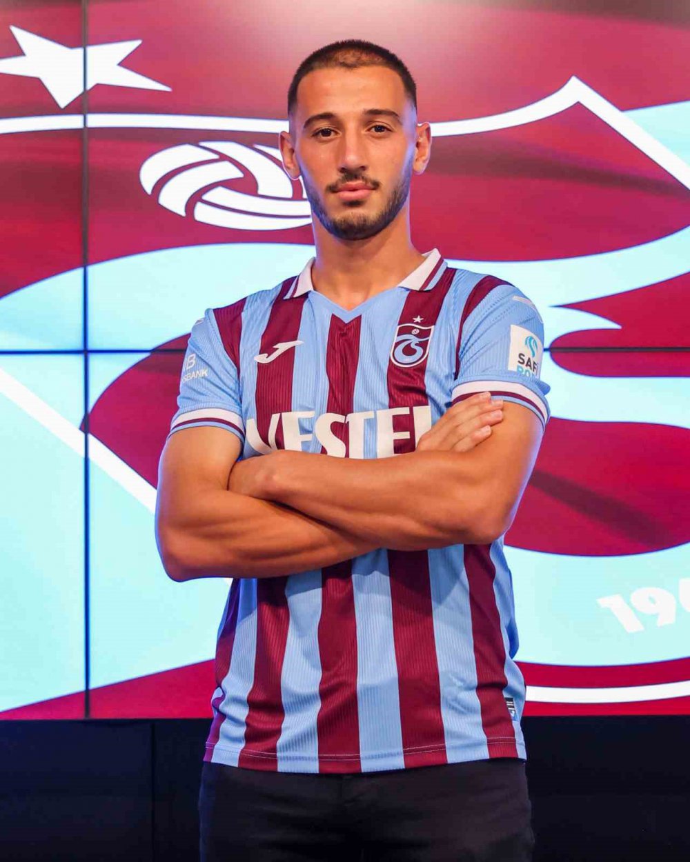 TRABZONSPOR, ALTYAPISINDAN YETİŞEN GENÇ OYUNCULAR ARİF BOŞLUK VE ALİ ŞAHİN YILMAZ İLE SÖZLEŞME YENİLEDİ