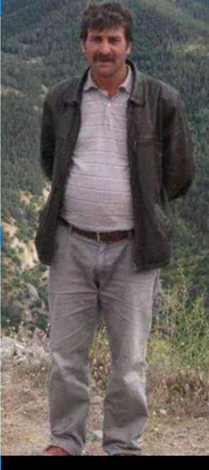 GÜMÜŞHANE'NİN TORUL İLÇESİNDE YAŞAYAN HÜSEYİN ALTIPARMAK ÖNCEKİ GECE HAYATINI KAYBEDEN EŞİ ZEHRA ALTIPARMAK'IN ÖLÜMÜNE DAYANAMAYARAK SABAH SAATLERİNDE SİLAHLA İNTİHAR ETTİ