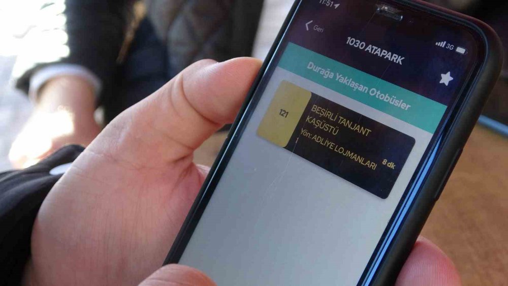 ÖZEL GEREKSİNİMLİ BİREYLERİN TOPLU TAŞIMA ARAÇLARINI KULLANIRKEN SORUN YAŞAMAMALARI ADINA TRABZON BÜYÜKŞEHİR BELEDİYESİ TARAFINDAN HAZIRLANAN "ENGELSİZ TRABZON" MOBİL UYGULAMASI TÜRKİYE'YE ÖRNEK OLUYOR