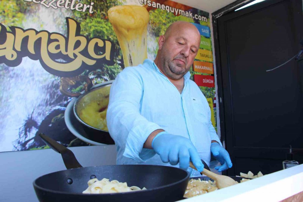 TRABZON'DA GİRİŞİMCİ İŞADAMI MURAT ONUR, 5 YIL EMEK VEREREK GELİŞTİRDİĞİ YÖNTEMLE KARADENİZ YÖRESİNİN MEŞHUR YEMEĞİ KUYMAĞI DONDURULMUŞ HALDE PAKETLEMEYİ BAŞARDI