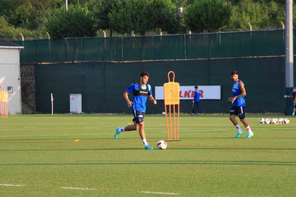TRABZONSPOR, TRENDYOL SÜPER LİG'İN İKİNCİ HAFTASINDA DEPLASMANDA KARŞILAŞACAĞI GALATASARAY MAÇININ HAZIRLIKLARINI SÜRDÜRÜYOR