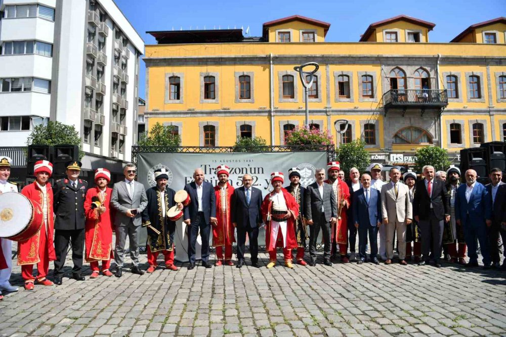 TRABZON'UN FETHİNİN 562. YIL DÖNÜMÜ TÜRK TARİH KURUMUNUN İNCELEMELERİ NETİCESİNDE VERİLEN KARAR SONRASI 2. KEZ 15 AĞUSTOS TARİHİNDE GERÇEKLEŞTİRİLDİ