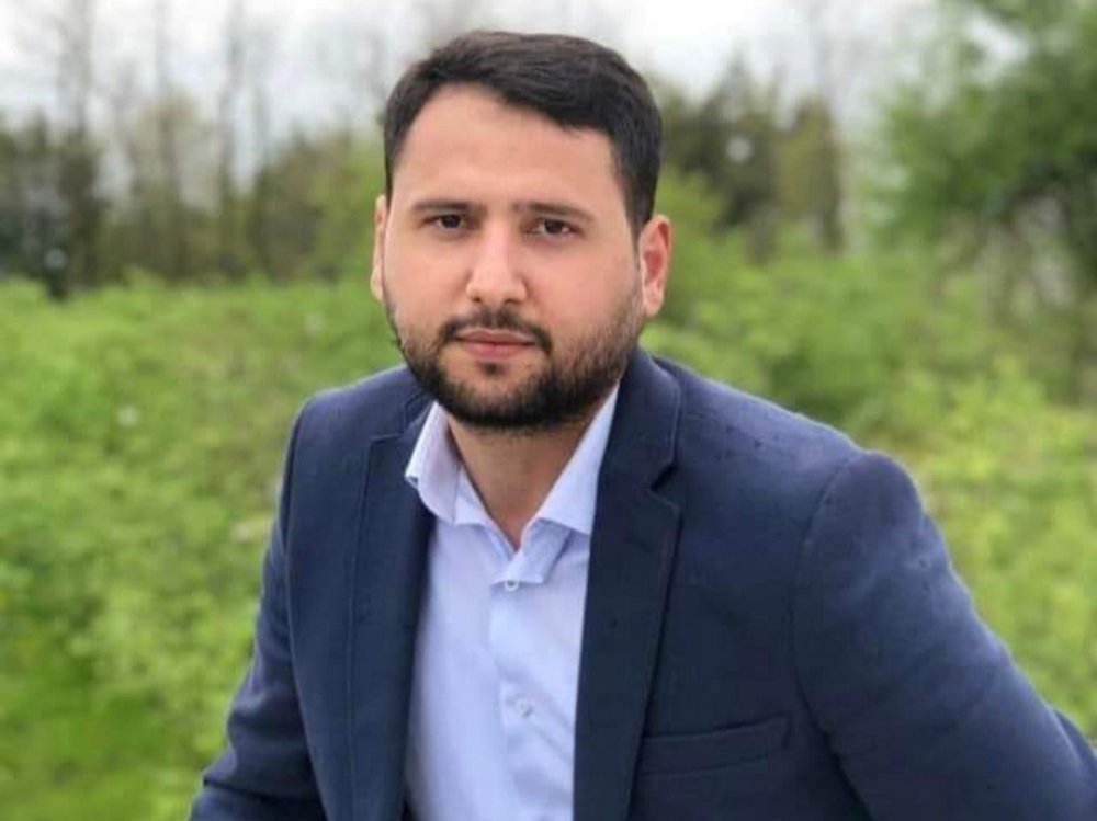 SAMSUN KAVAK İLÇESİ SAMSUN-ANKARA KARAYOLU MAHMUTLU MEVKİSİNDE MEYDANA GELEN TRAFİK KAZASINDA 33 YAŞINDAKİ İMAM KAŞİF KAVAKLI  HAYATINI KAYBETTİ, 4'Ü ÇOCUK 7 KİŞİ YARALANDI