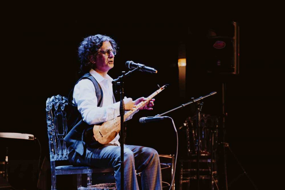 KÜLTÜR VE TURİZM BAKANLIĞI TARAFINDAN TÜRKİYE'NİN ULUSLARARASI MARKA DEĞERİNE KATKIDA BULUNMAK ÜZERE BU YIL 11 ŞEHİRDE DÜZENLENEN TÜRKİYE KÜLTÜR YOLU FESTİVALLERİNİN ERZURUM DURAĞINDAKİ ETKİNLİK TÜM HIZIYLA SÜRÜYOR