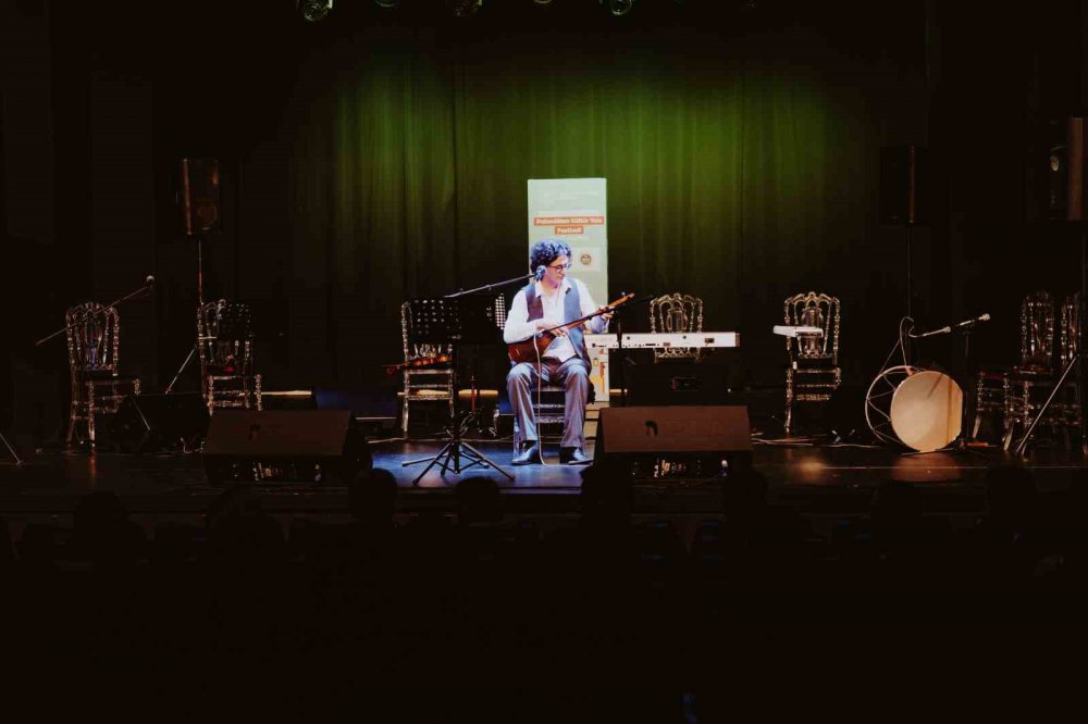 KÜLTÜR VE TURİZM BAKANLIĞI TARAFINDAN TÜRKİYE'NİN ULUSLARARASI MARKA DEĞERİNE KATKIDA BULUNMAK ÜZERE BU YIL 11 ŞEHİRDE DÜZENLENEN TÜRKİYE KÜLTÜR YOLU FESTİVALLERİNİN ERZURUM DURAĞINDAKİ ETKİNLİK TÜM HIZIYLA SÜRÜYOR