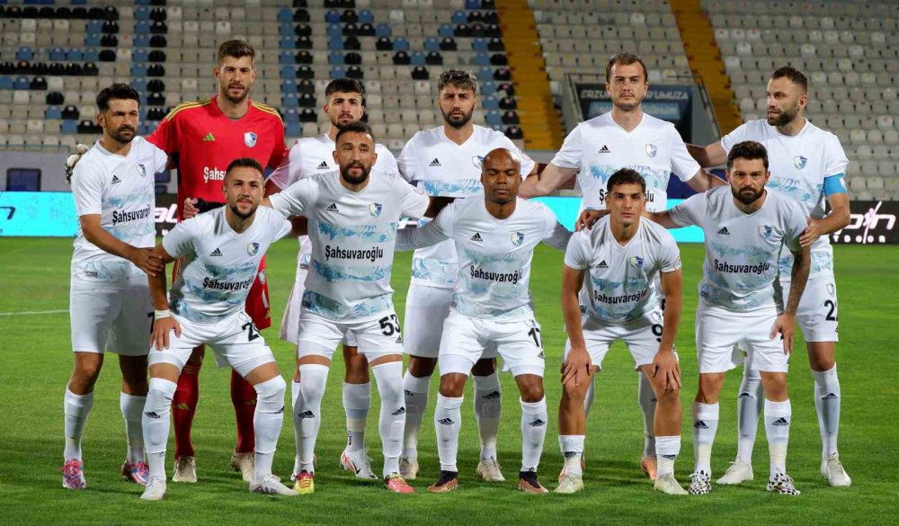 TRENDYOL 1. LİG'İN 3. HAFTASINDA ERZURUMSPOR FK, 207 GÜN SONRA İLK KEZ TARAFTARININ KARŞISINDA OYNADIĞI MÜSABAKADA MANİSA FUTBOL KULÜBÜ'NE 2-1 MAĞLUP OLDU