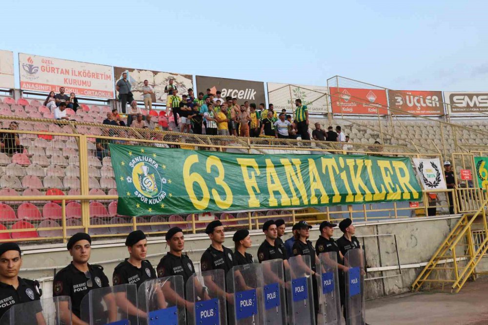 TRENDYOL 1. LİG'İN 3. HAFTASINDA BOLUSPOR KONUK ETTİĞİ ŞANLIURFASPOR İLE 1 - 1 BERABERE KALDI