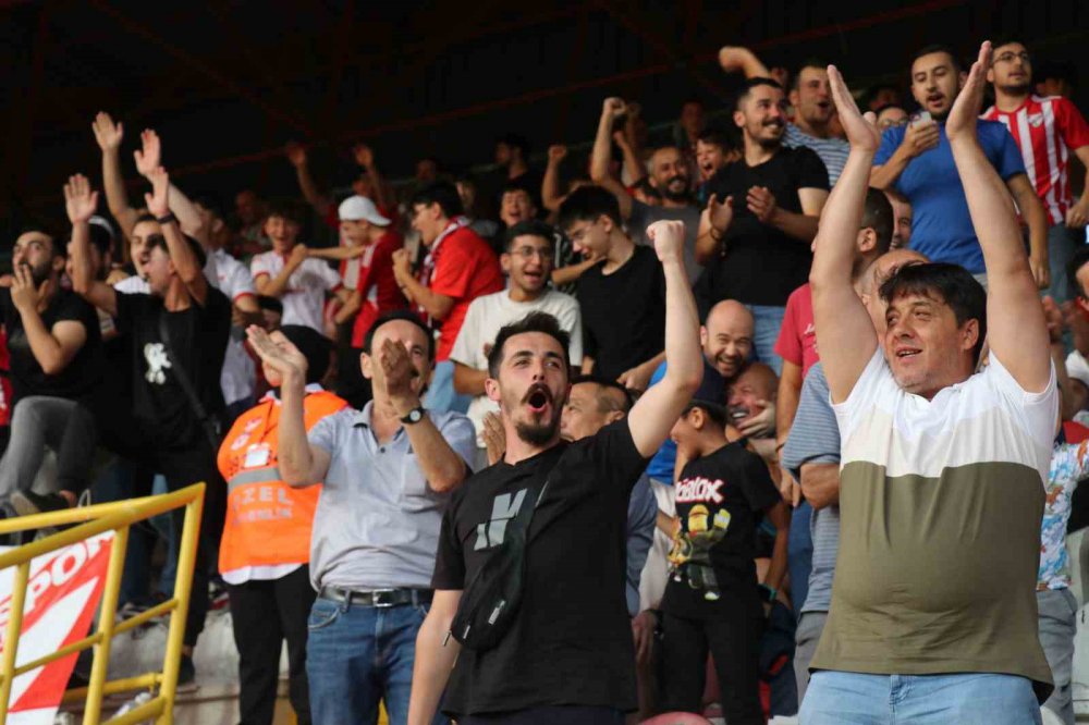 TRENDYOL 1. LİG'İN 3. HAFTASINDA BOLUSPOR KONUK ETTİĞİ ŞANLIURFASPOR İLE 1 - 1 BERABERE KALDI