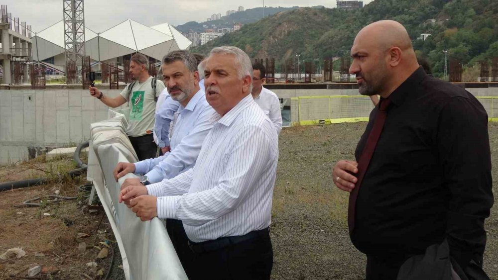 TRABZON'DA YAPIMI SÜREN 900 YATAKLI ŞEHİR HASTANESİ'NİN YAPIM ÇALIŞMALARI YÜZDE 20 ORANINDA TAMAMLANDI