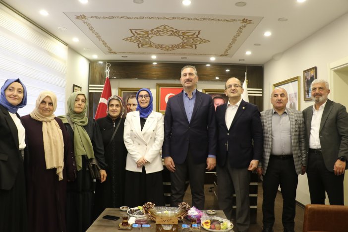 ak-parti-rize-14.jpg