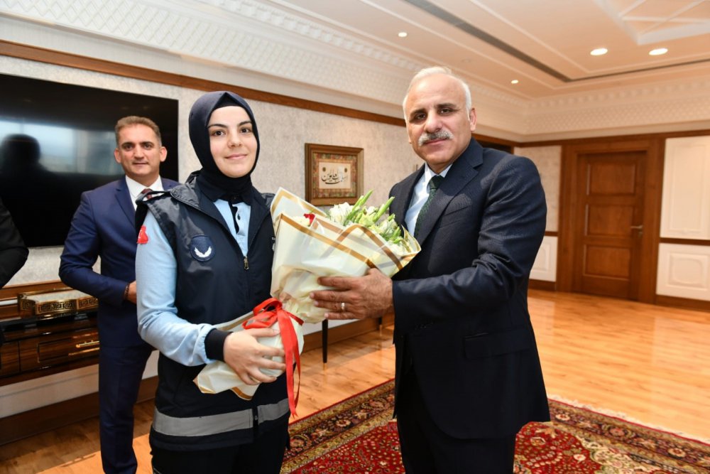 TRABZON BÜYÜKŞEHİR BELEDİYE BAŞKANI MURAT ZORLUOĞLU, ZABITA TEŞKİLATI'NIN 197. KURULUŞ YILDÖNÜMÜ DOLAYISIYLA ZABITA DAİRESİ BAŞKANLIĞI PERSONELİYLE BİR ARAYA GELDİ