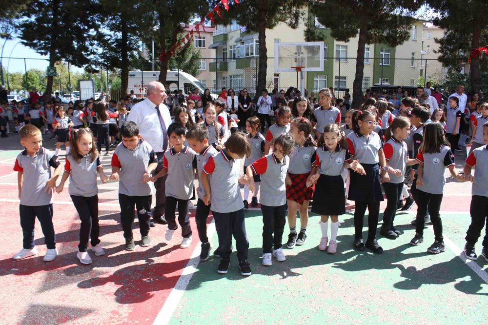 ORDU'DA 125 BİN ÖĞRENCİ VE 11 BİN 500 BİN ÖĞRETMEN İLE EĞİTİM-ÖĞRETİM YILI BAŞLADI