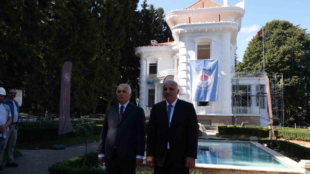 MUSTAFA KEMAL ATATÜRK'ÜN VASİYETİNİ YAZDIĞI YER OLARAK BİLİNEN TRABZON'DAKİ ATATÜRK KÖŞKÜ'NDE BAŞLATILAN RESTORASYON ÇALIŞMALARINDA SONA GELİNDİ