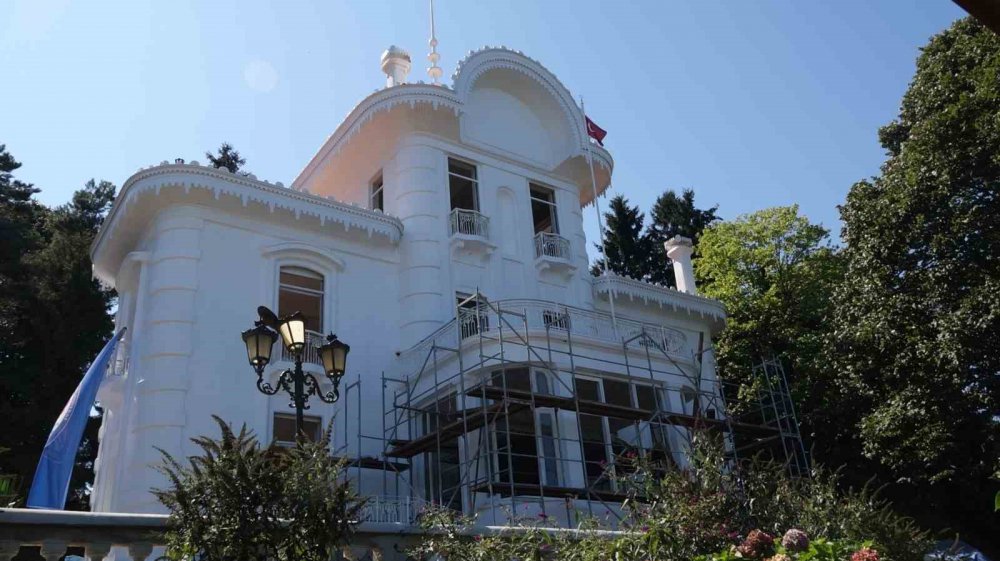MUSTAFA KEMAL ATATÜRK'ÜN VASİYETİNİ YAZDIĞI YER OLARAK BİLİNEN TRABZON'DAKİ ATATÜRK KÖŞKÜ'NDE BAŞLATILAN RESTORASYON ÇALIŞMALARINDA SONA GELİNDİ