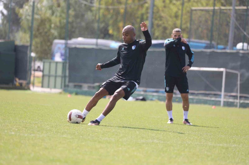 TRENDYOL 1.LİG TAKIMLARINDAN ERZURUMSPOR FK, HAFTA SONU DEPLASMANDA KARŞI KARŞIYA GELECEĞİ ADANASPOR MAÇI HAZIRLIKLARINI SÜRDÜRÜYOR