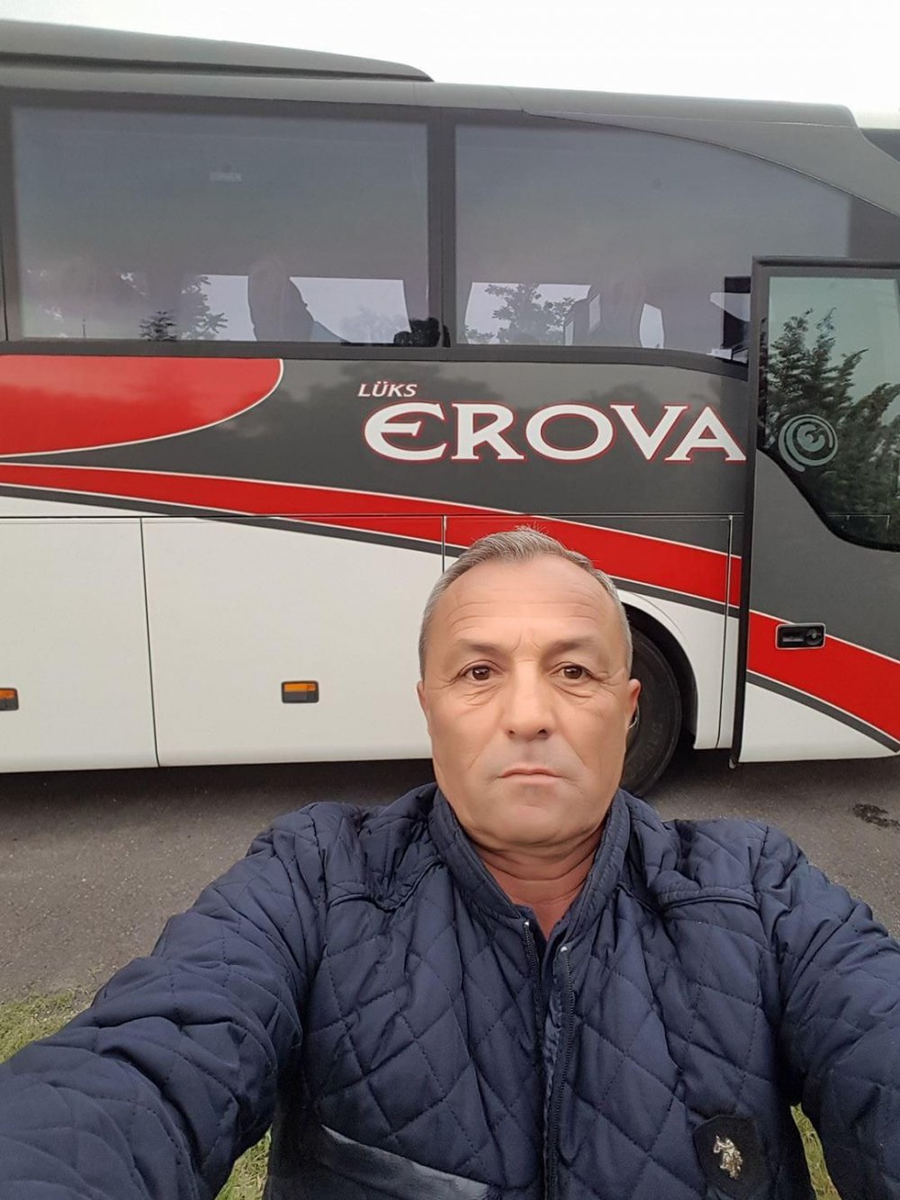 AMASYA'NIN MERZİFON İLÇESİNDE DEVRİLEN YOLCU OTOBÜSÜNDE HAYATINI KAYBEDEN 6 KİŞİNİN İSİMLERİ ;  HİLAL ÇELEBİ , MELİSA KOR , EDANUR ÇELİK , SEMANUR TAHTAKILIÇ , DURMUŞ UYSAL , URGUÇ KARADAYI  HAYATINI KAYBETTİ