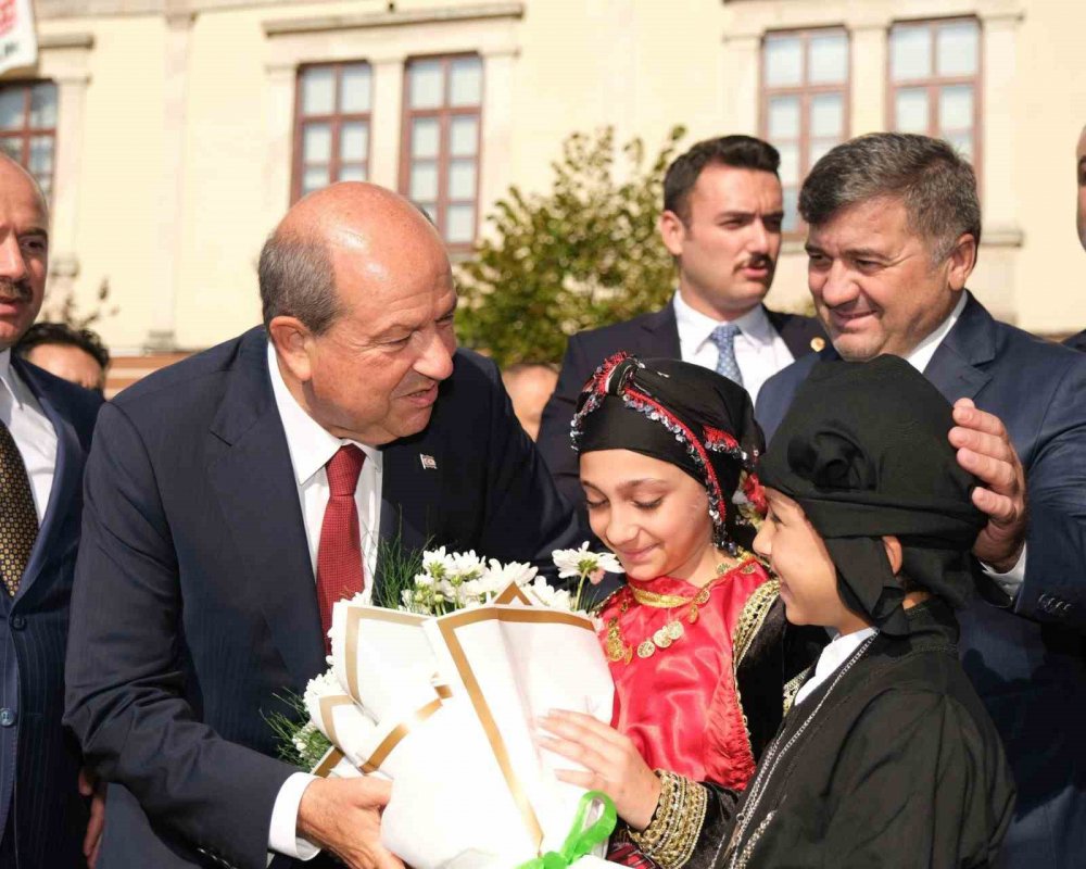GİRESUN BELEDİYESİ'NİN DAVETLİSİ OLARAK GİRESUN'A GELEN KUZEY KIBRIS TÜRK CUMHURİYETİ CUMHURBAŞKANI ERSİN TATAR'A 