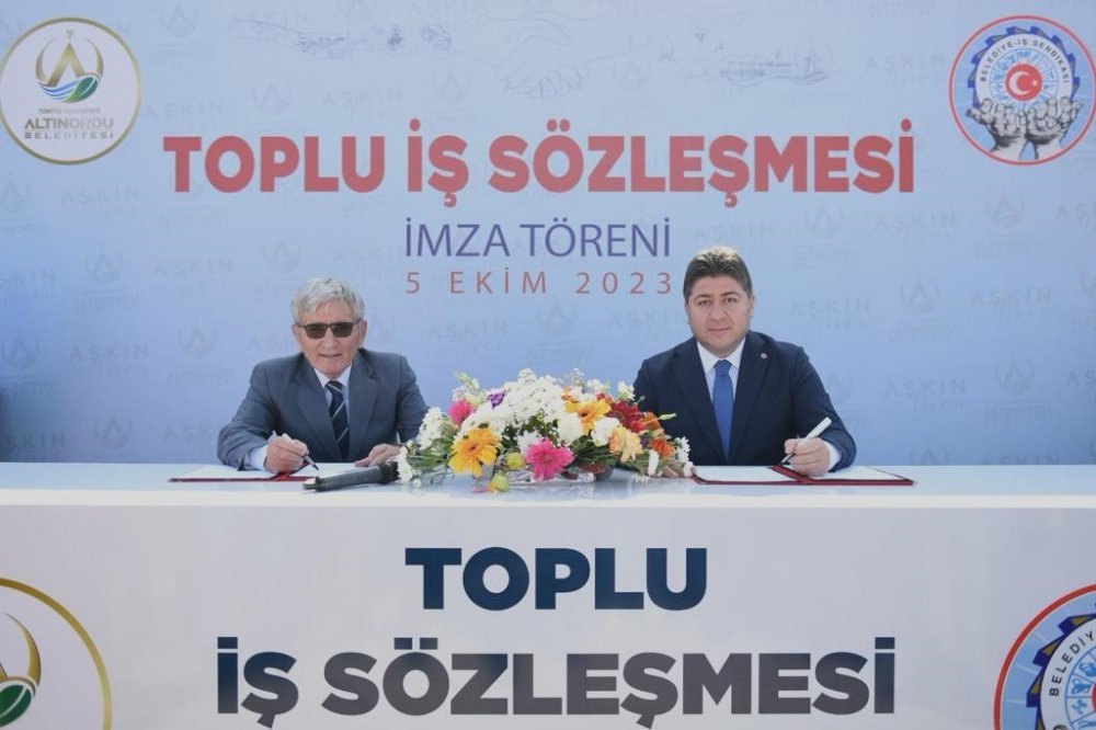 ORDU'NUN ALTINORDU BLD. BAŞKANI AŞKIN TÖREN, İŞÇİ MAAŞLARINDA YÜZDE 170'E VARAN BİR ARTIŞ GERÇEKLEŞTİRDİKLERİNİ, EN DÜŞÜK İŞÇİ MAAŞININ 23 BİN TL'YE YÜKSELİNCE İŞÇİLER MUTLULUKLARINI DAVUL-ZURNA EŞLİĞİNDE OYNAYARAK KUTLADI