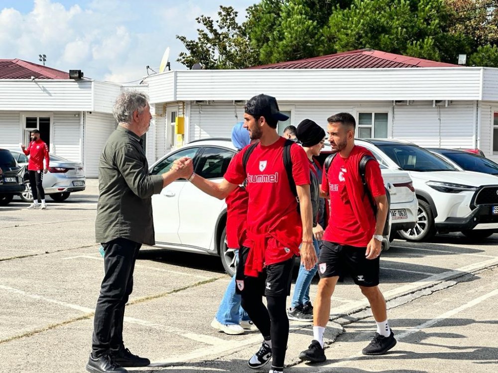 SAMSUNSPOR, TRENDYOL SÜPER LİG'İN 8. HAFTASINDA DEPLASMANDA OYNAYACAĞI ÇAYKUR RİZESPOR MAÇI KAFİLESİNDE 6 FUTBOLCU YER ALMADI