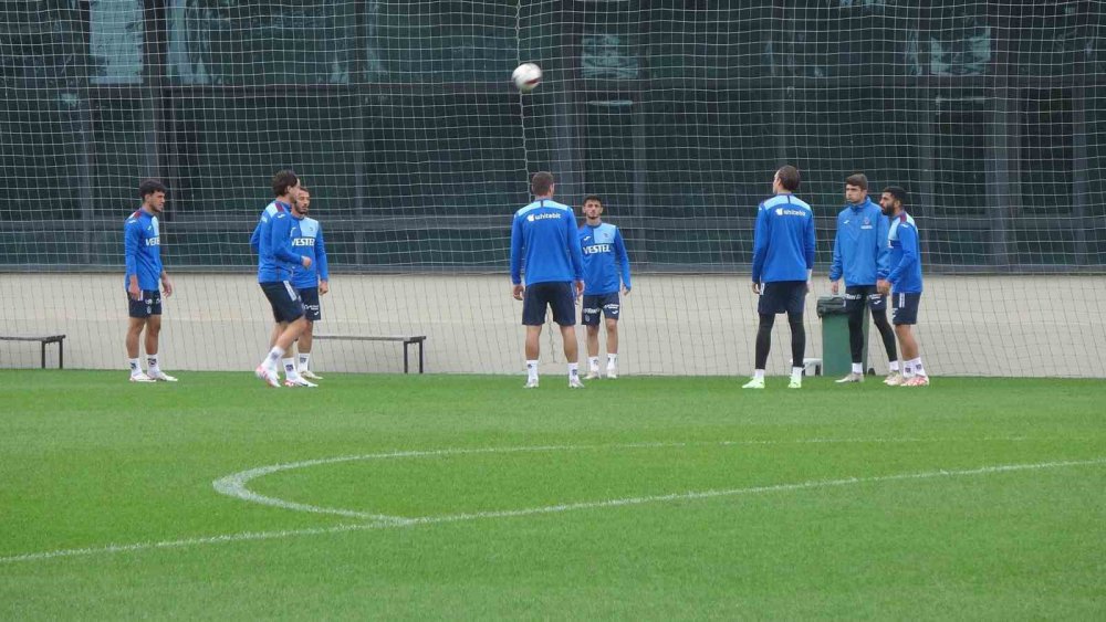 TRABZONSPOR, TRENDYOL SÜPER LİG'İN 9. HAFTASINDA 23 EKİM PAZARTESİ SAAT 20.00’DA EVİNDE OYNAYACAĞI CORENDON ALANYASPOR MAÇININ HAZIRLIKLARINI SÜRDÜRDÜ
