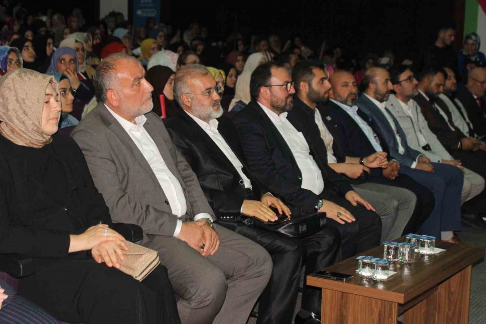 AYASOFYA BAŞ İMAMI PROF. DR. MEHMET EMİN AY: "FİLİSTİN’İN PARAYLA SATILDIĞI YALANDIR" AÇIKLAMASI YAPTI