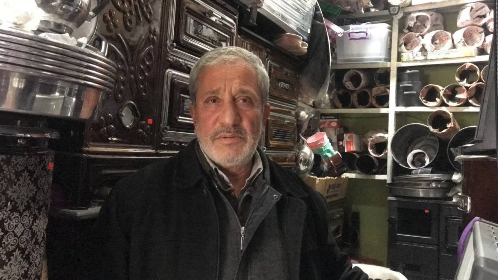 KIŞ MEVSİMİNİN ÇETİN GEÇTİĞİ BAYBURT’TA SOBALARIN PABUCU DAMA ATILDI. DOĞALGAZ KULLANIMI ARTARKEN SOBA SATIŞLARI DURMA NOKTASINA GELDİ
