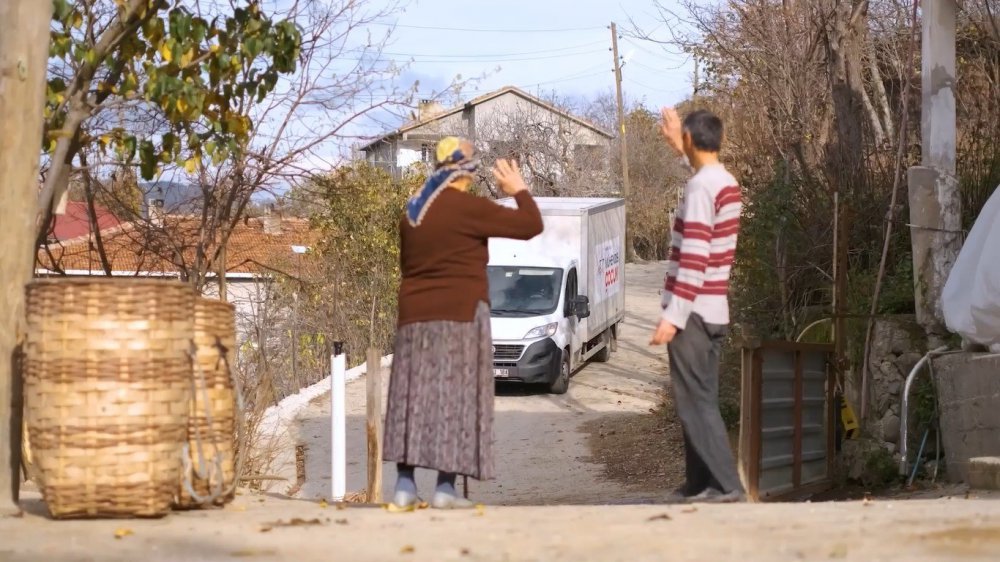 TÜRKİYE'NİN EN BÜYÜK SAVUNMA SANAYİİ FİRMALARINDAN BİRİ OLAN HAVELSAN TARAFINDAN SAMSUN'UN BİR KIRSAL MAHALLESİNE TEKNOLOJİ SINIFI KURULDU