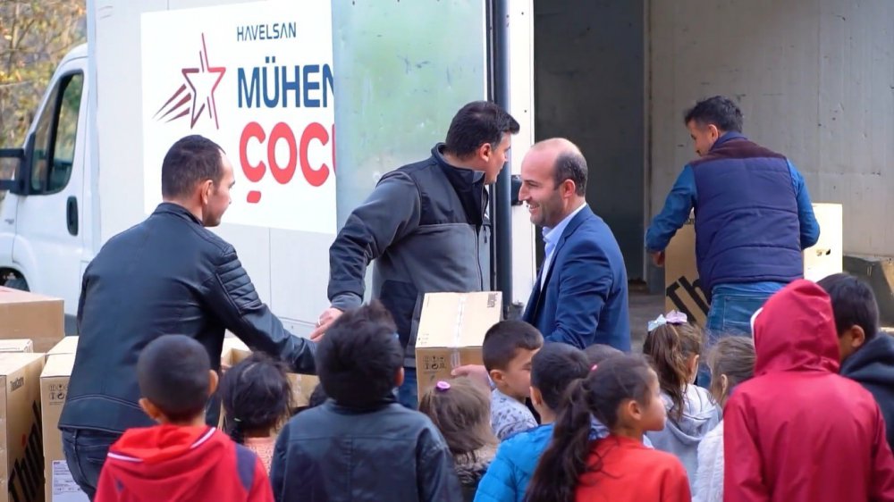 TÜRKİYE'NİN EN BÜYÜK SAVUNMA SANAYİİ FİRMALARINDAN BİRİ OLAN HAVELSAN TARAFINDAN SAMSUN'UN BİR KIRSAL MAHALLESİNE TEKNOLOJİ SINIFI KURULDU