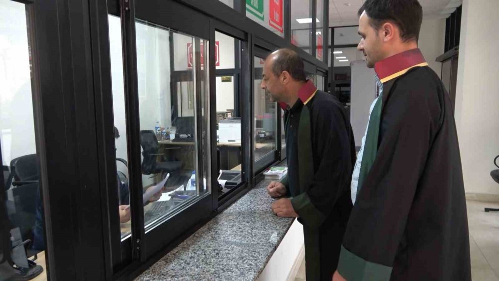 GÜMÜŞHANE BAROSU, İSRAİL'İN GAZZE'DE KADIN, ÇOCUK DEMEDEN KATLETMESİ, HASTANELERİ, OKULLARI BOMBALAYARAK SOYKIRIM YAPMASI NEDENİYLE İSRAİL'E YÖNELİK SUÇ DUYURUSUNDA BULUNDU