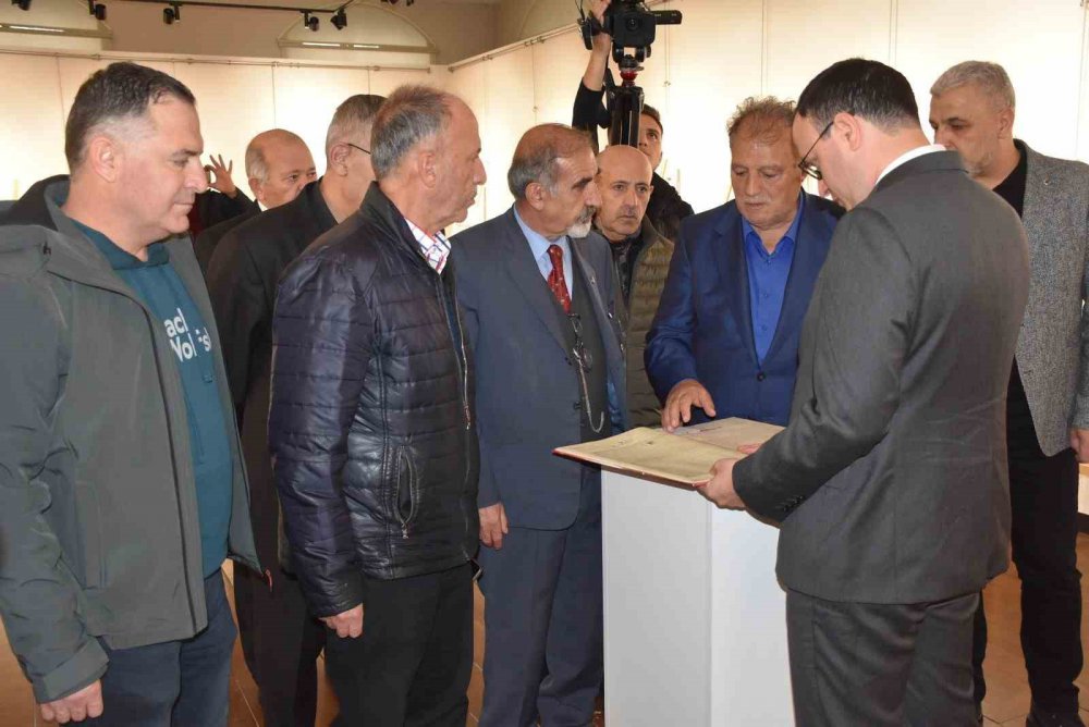 DOĞU ANADOLU GAZETECİLER CEMİYETİ TARAFINDAN CUMHURİYETİMİZİN 100. YILI KUTLAMALARI KAPSAMINDA HAZIRLANAN 100 YIL , 100 GAZETE KONULU SERGİ AÇILDI