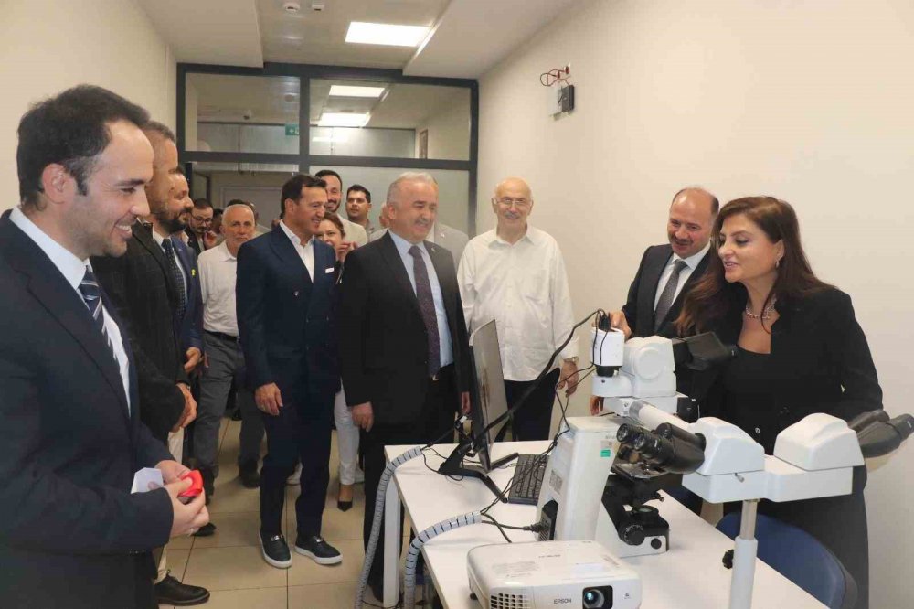 GİRESUNLU HAYIRSEVER İŞ İNSANI MUSTAFA CEVDET YERLİ VE AİLESİ TARAFINDAN YAKLAŞIK 9 MİLYON LİRALIK BAĞIŞLA YENİLENEN GİRESUN EĞİTİM VE ARAŞTIRMA HASTANESİ PATOLOJİ LABORATUVARI HİZMETE AÇILDI