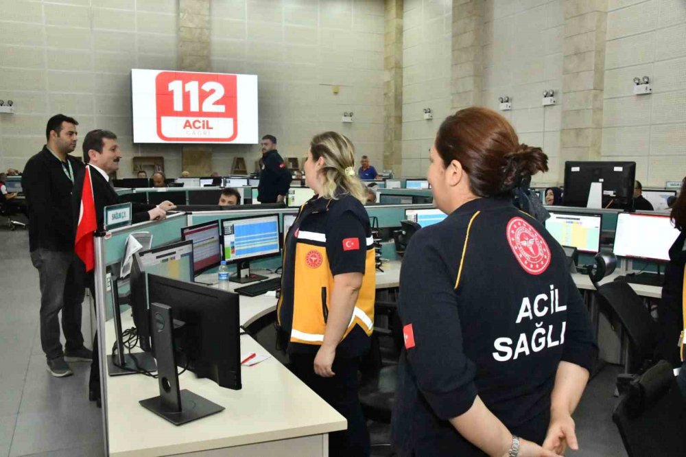 SAMSUN 112 ACİL ÇAĞRI MERKEZİ'NİN 1 OCAK 2023 TARİHİNDEN BUGÜNE KADAR 1 MİLYON 332 BİN 537 ÇAĞRI ALDIĞI,  ANCAK BU ÇAĞRILARIN YÜZDE 43'ÜNÜN ASILSIZ ÇAĞRILARDAN OLUŞUYOR BİLGİSİ PAYLAŞILDI