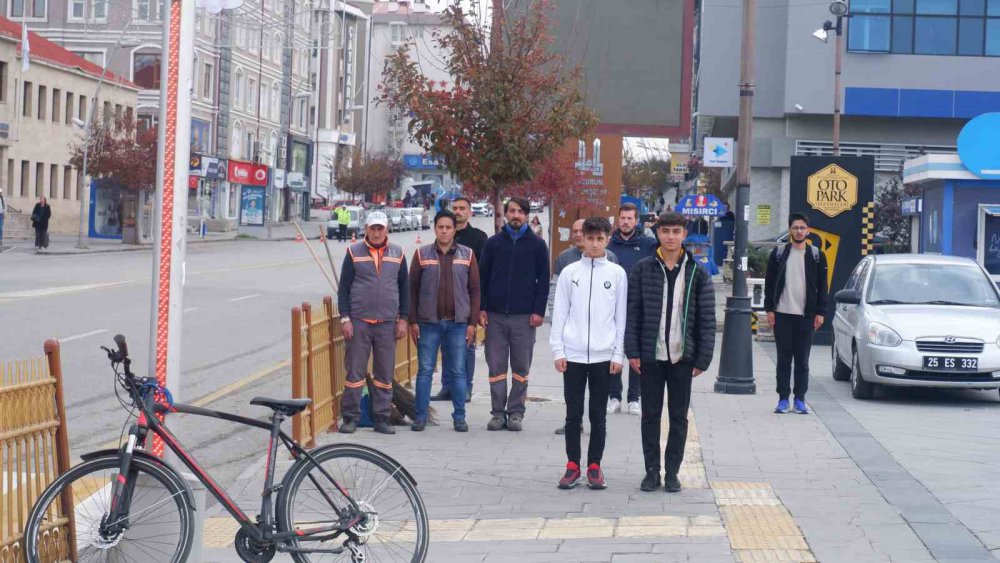 TÜRKİYE CUMHURİYETİ'NİN KURUCUSU MUSTAFA KEMAL ATATÜRK, EBEDİYETE İNTİKALİNİN 85. YILDÖNÜMÜNDE ERZURUM'DA TÖRENLERLE ANILDI