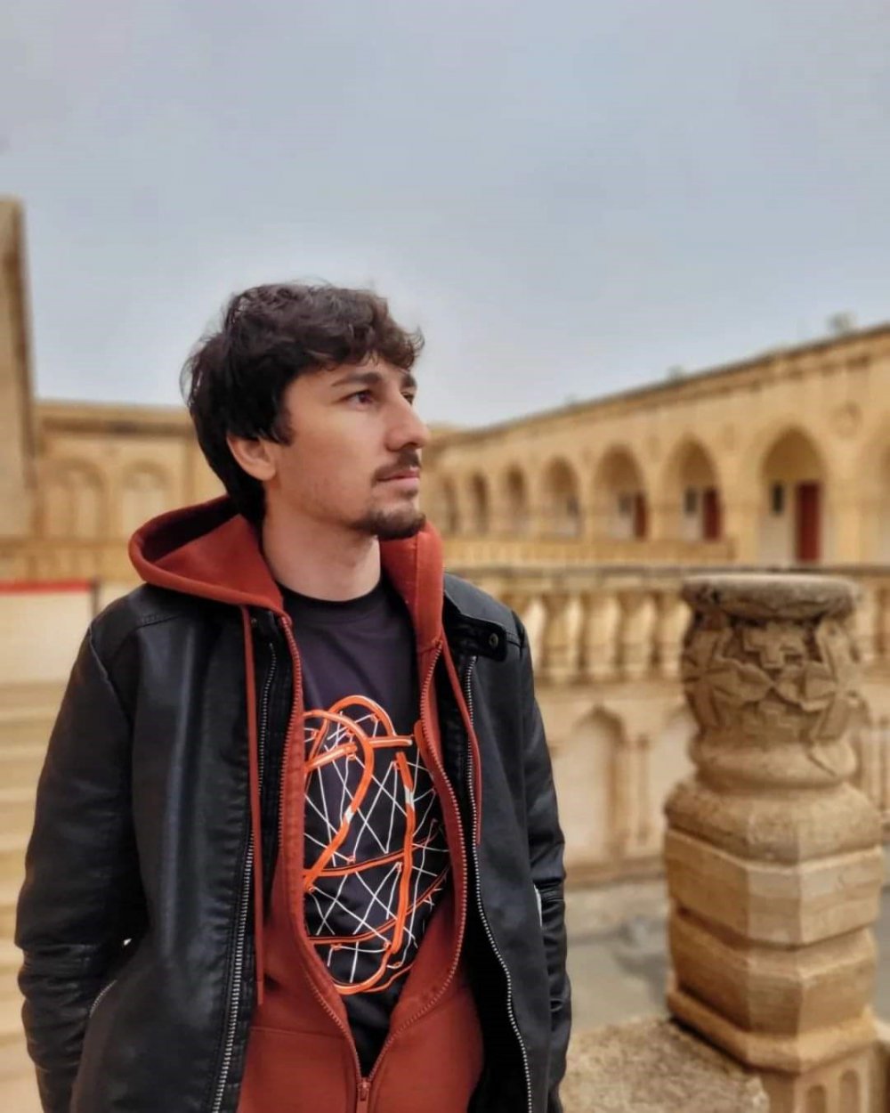 SİİRT'İN ŞİRVAN İLÇESİ MADEN KÖYÜNDE CENGİZ HOLDİNG'E BAĞLI ETİBAKIR ARAMA ŞİRKETİNE AİT OCAK’TA MEYDANA GELEN GÖÇÜKTE HAYATINI KAYBEDEN MADEN MÜHENDİSİ ZEKAYİ CAN ÇALIK'IN GİRESUNLU VE 5 AYLIK EVLİ OLDUĞU ÖĞRENİLDİ