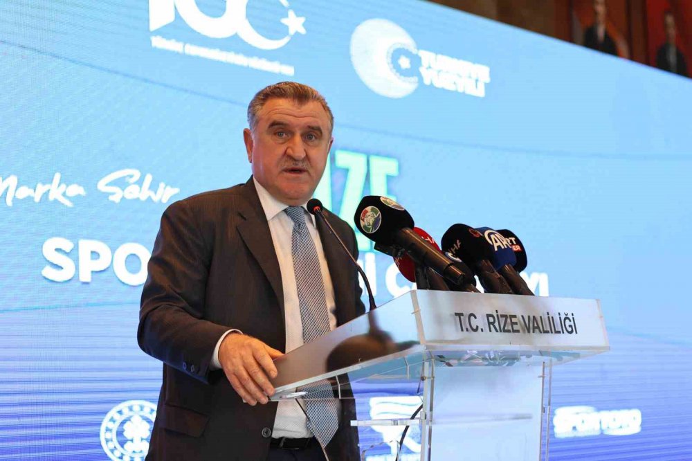 RİZE SPOR TURİZMİ ÇALIŞTAYI'NA KATILAN GENÇLİK VE SPOR BAKANI OSMAN AŞKIN BAK "BUGÜN, ULUSLARARASI SPOR ORGANİZASYONLARINDA TALEP EDEN DEĞİL TALEP EDİLEN BİR ÜLKE HALİNE GELDİĞİMİZİ RAHATLIKLA SÖYLEYEBİLİRİM" DEDİ