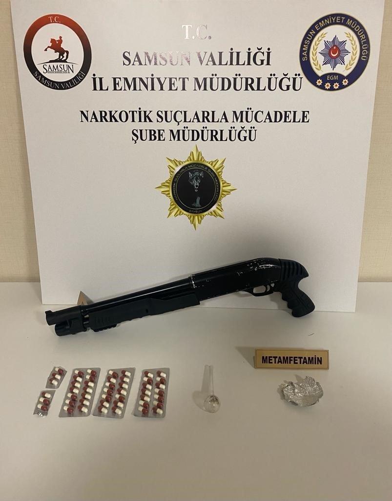 SAMSUN’DA NARKOTİK UYGULAMASINDA 29 KİŞİ YAKALANDI