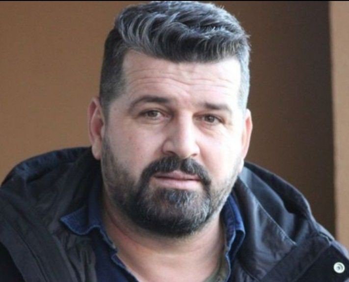 NİJERYA'YA SPORCU İZLEMEK VE FUTBOL AKADEMİLERİNİ ZİYARET ETMEK AMACIYLA GİDEN KOCAELİSPOR ASBAŞKANI 48 YAŞINDAKİ EMRE CAN , SITMA HASTALIĞINA YAKALANARAK HAYATINI KAYBETTİ