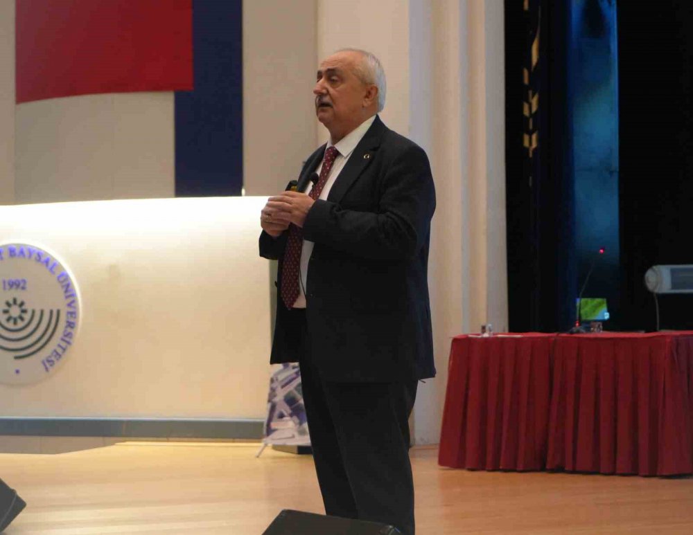 OMÜ ÖĞRETİM ÜYESİ PROF. DR. YUSUF DEMİR, "TÜRKİYE'Yİ YILLARCA BİZE YANLIŞ ANLATTILAR. TÜRKİYE'Yİ SU ZENGİNİ DİYE ANLATTILAR. TÜRKİYE SU ZENGİNİ FALAN DEĞİL. TÜRKİYE SU FAKİRLİĞİ SINIRINDA BİR ÜLKE" DEDİ