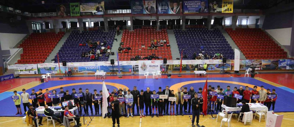 2023-2024 EĞİTİM VE ÖĞRETİM YILI OKUL SPORLARI GÜREŞ GENÇLER (B) ERKEK GRUP YARIŞMALARI ORDU'DA BAŞLADI